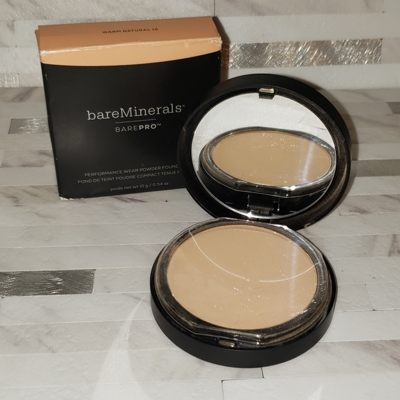 Bare Minerals Bare Pro Pressed Foundation Warm Natural 12
